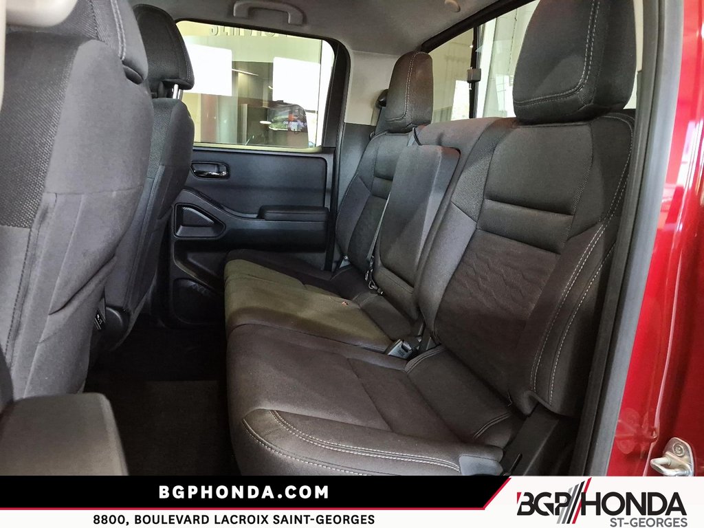 2022 Nissan Frontier SV 4X4 in Saint-Georges, Quebec - 7 - w1024h768px