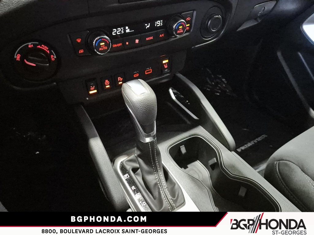 2022 Nissan Frontier SV 4X4 in Saint-Georges, Quebec - 16 - w1024h768px