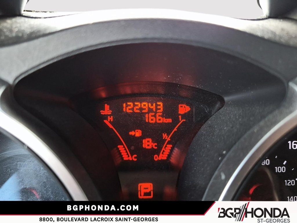 2016 Nissan JUKE SV AWD in Saint-Georges, Quebec - 17 - w1024h768px