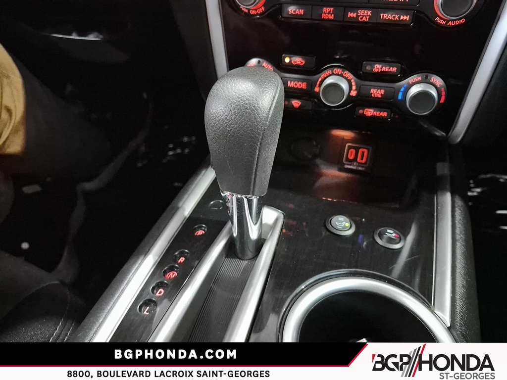 2020 Nissan Pathfinder S in Saint-Georges, Quebec - 18 - w1024h768px