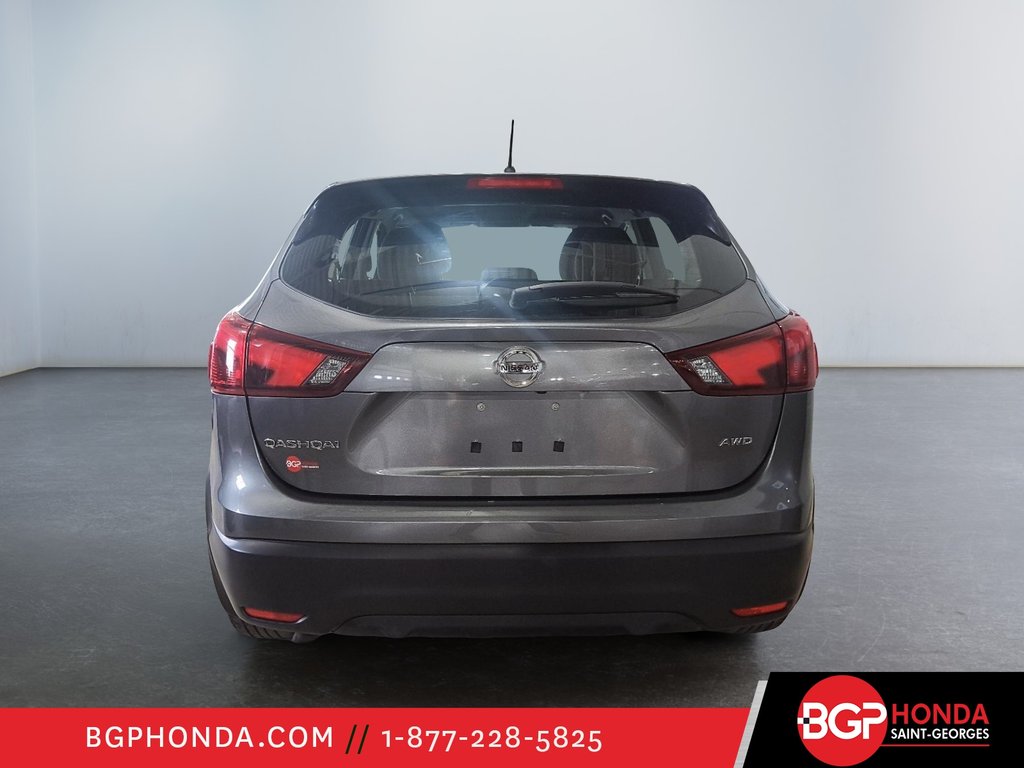 2017 Nissan Qashqai S AWD in Saint-Georges, Quebec - 3 - w1024h768px