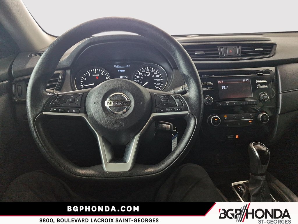 2017 Nissan Rogue S TA in Saint-Georges, Quebec - 9 - w1024h768px