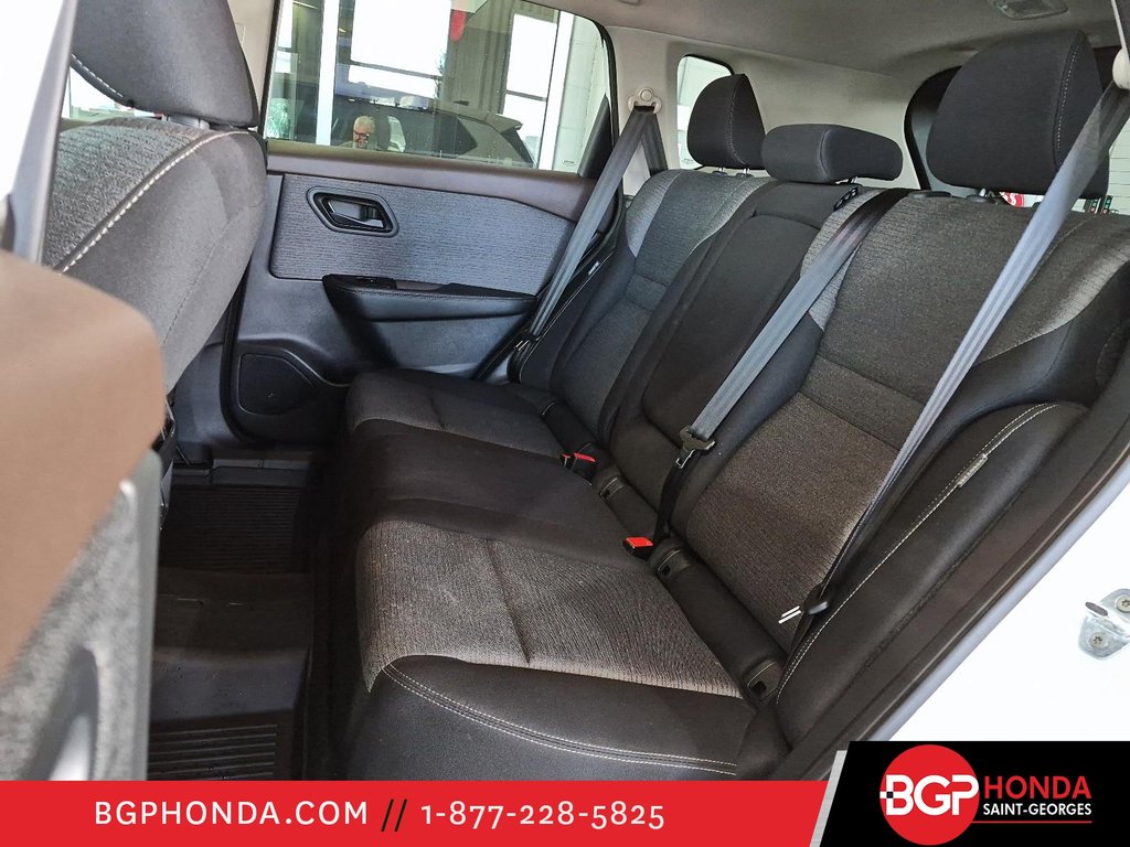 2022 Nissan Rogue S AWD in Saint-Georges, Quebec - 8 - w1024h768px