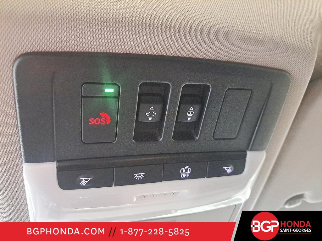 2025 Nissan Rogue SL AWD in Saint-Georges, Quebec - 21 - w1024h768px