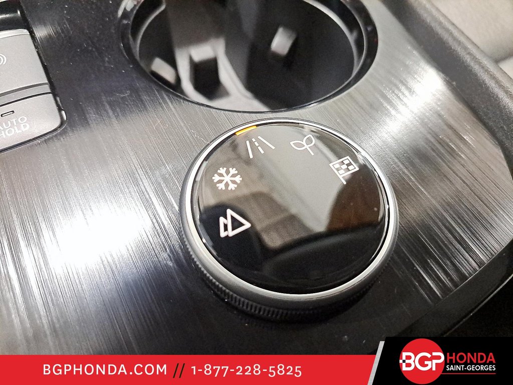 2025 Nissan Rogue SL AWD in Saint-Georges, Quebec - 22 - w1024h768px