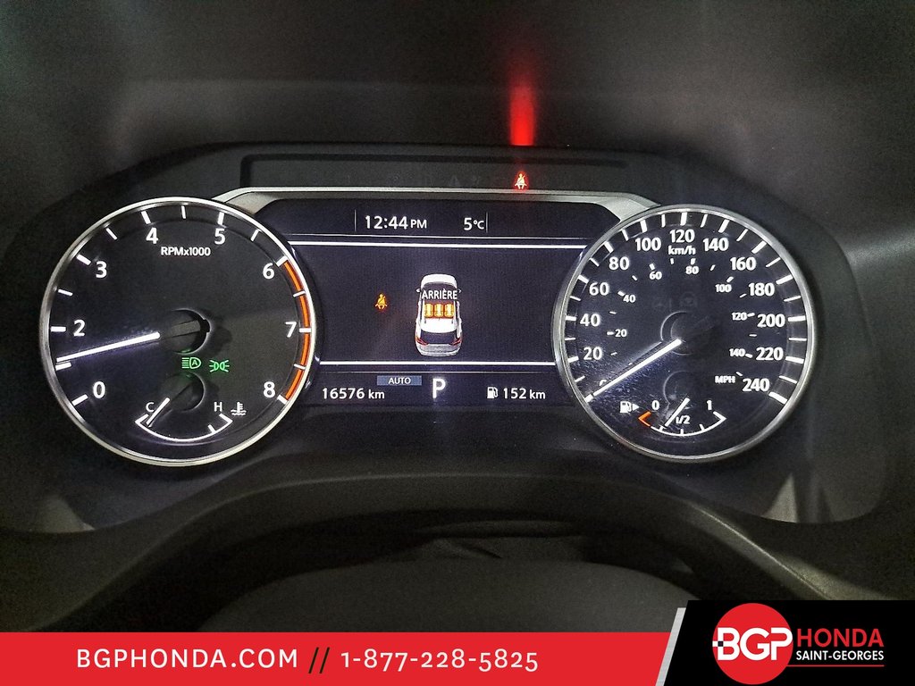 2025 Nissan Rogue SL AWD in Saint-Georges, Quebec - 14 - w1024h768px