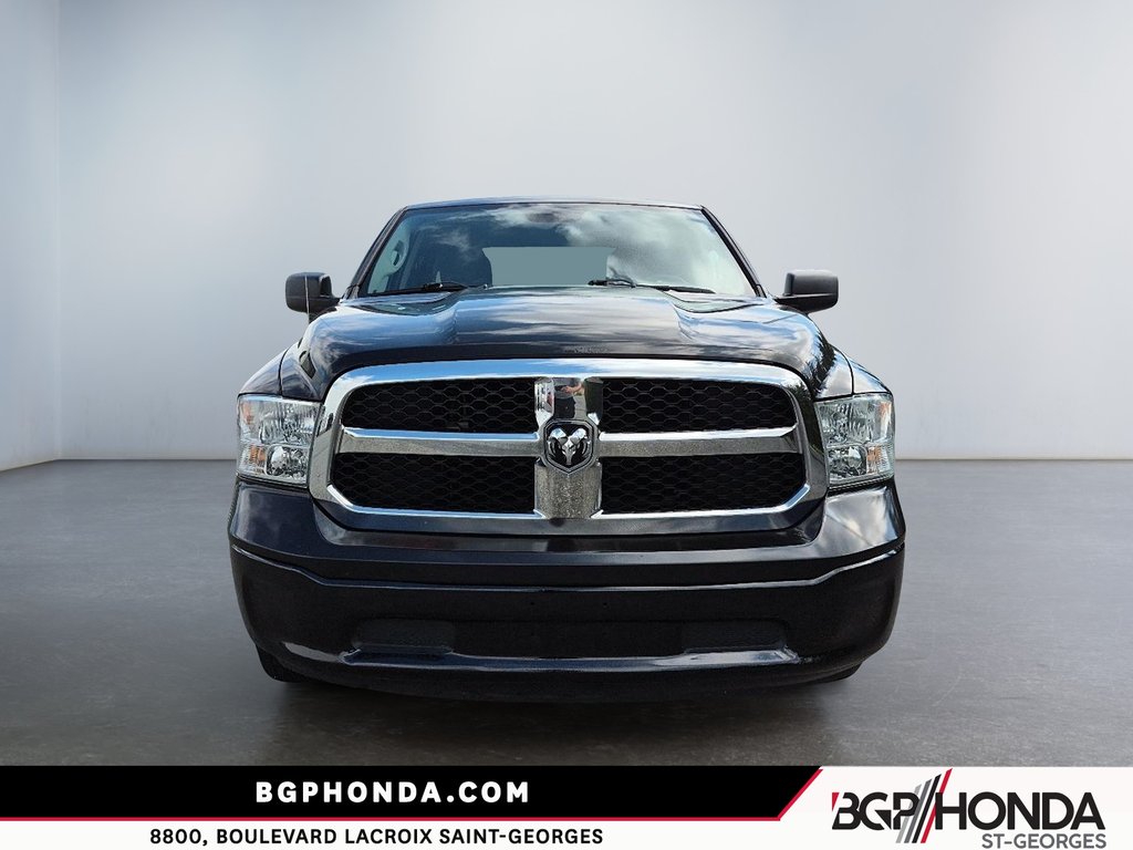2016 Ram 1500 ST 4x4 in Saint-Georges, Quebec - 2 - w1024h768px