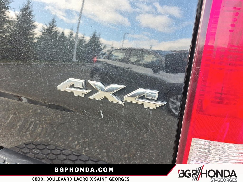 2016 Ram 1500 ST 4x4 in Saint-Georges, Quebec - 18 - w1024h768px