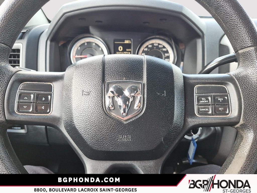 2016 Ram 1500 ST 4x4 in Saint-Georges, Quebec - 13 - w1024h768px