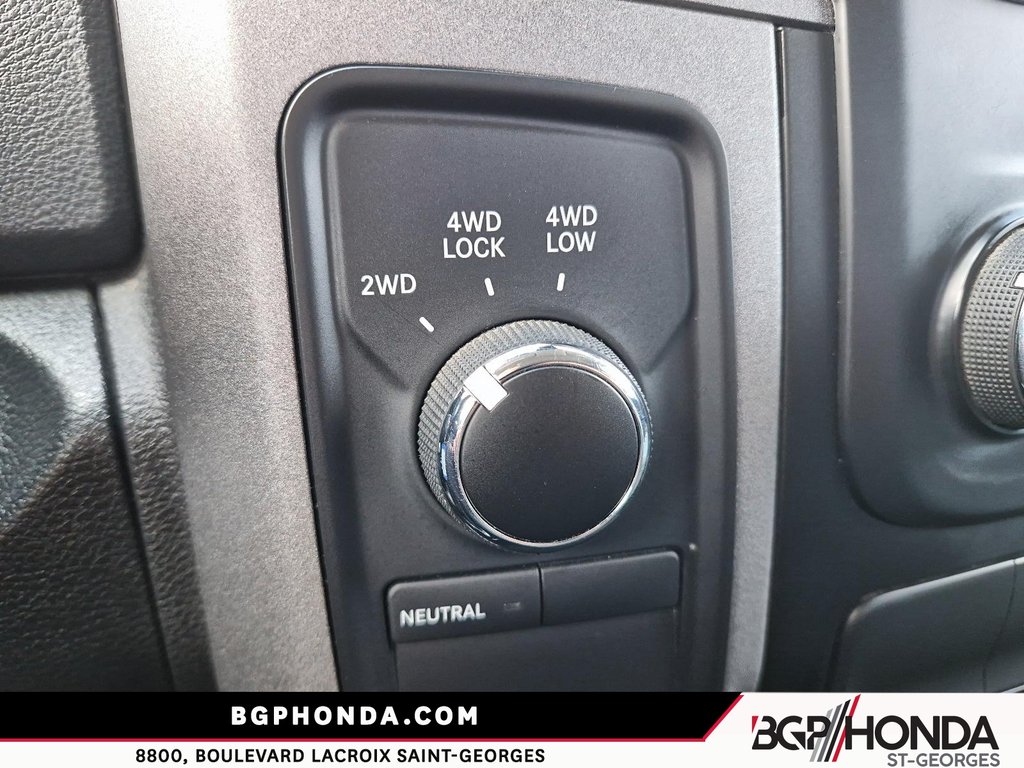 2016 Ram 1500 ST 4x4 in Saint-Georges, Quebec - 19 - w1024h768px