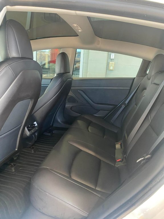 Tesla Model 3 Standard Range Plus 2020 à Saint-Georges, Québec - 11 - w1024h768px