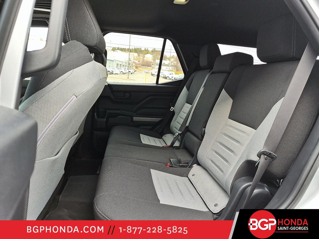 2025 Toyota 4Runner TRD SPORT in Saint-Georges, Quebec - 8 - w1024h768px