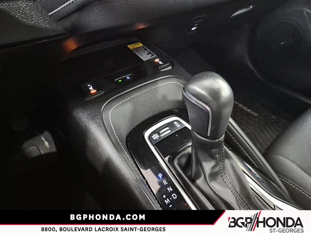 2024 Toyota Corolla Hatchback SE in Saint-Georges, Quebec - 15 - w1024h768px