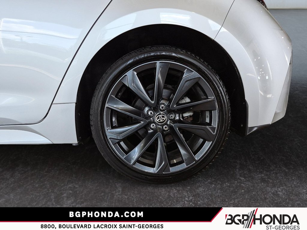 2024 Toyota Corolla Hatchback SE in Saint-Georges, Quebec - 7 - w1024h768px