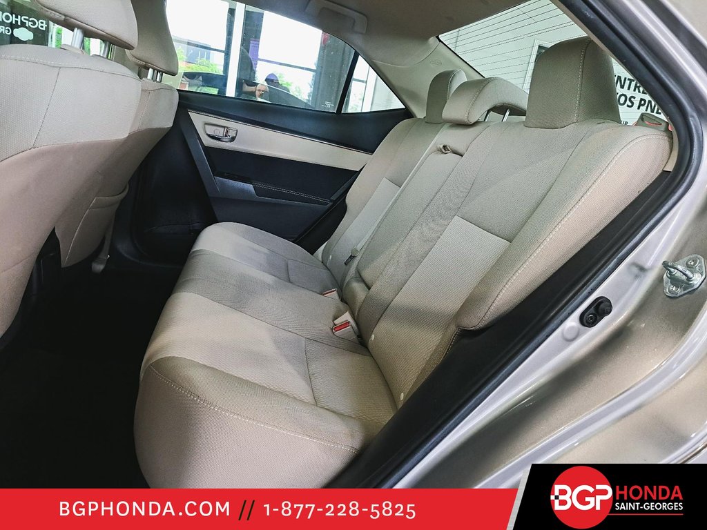 Toyota Corolla LE 2015 à Saint-Georges, Québec - 8 - w1024h768px