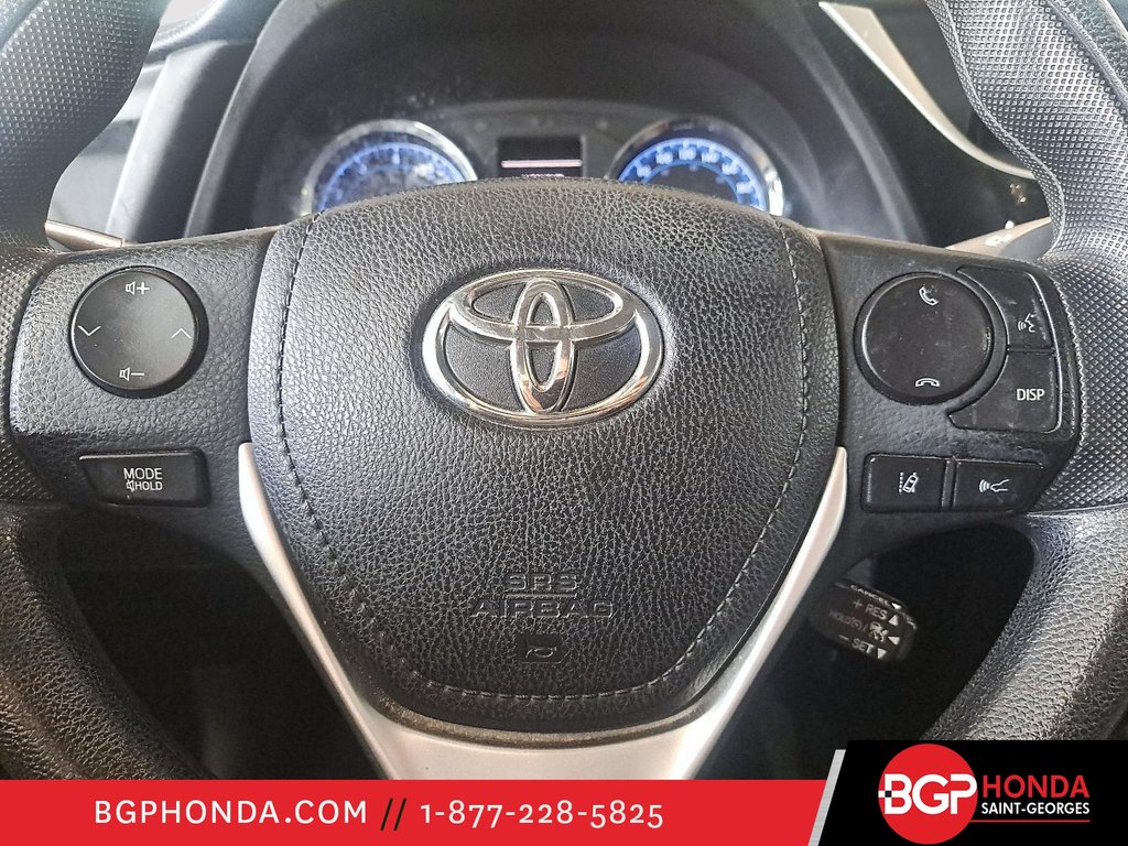 2018 Toyota Corolla LE in Saint-Georges, Quebec - 11 - w1024h768px