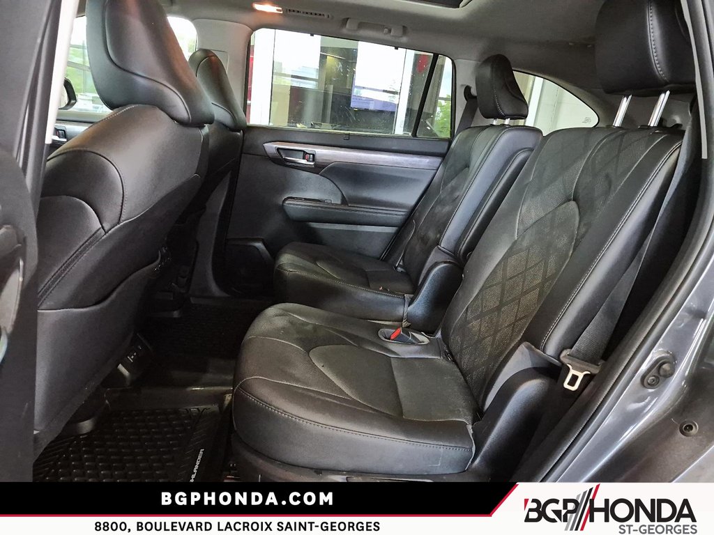 Toyota Highlander Limited 2022 à Saint-Georges, Québec - 8 - w1024h768px