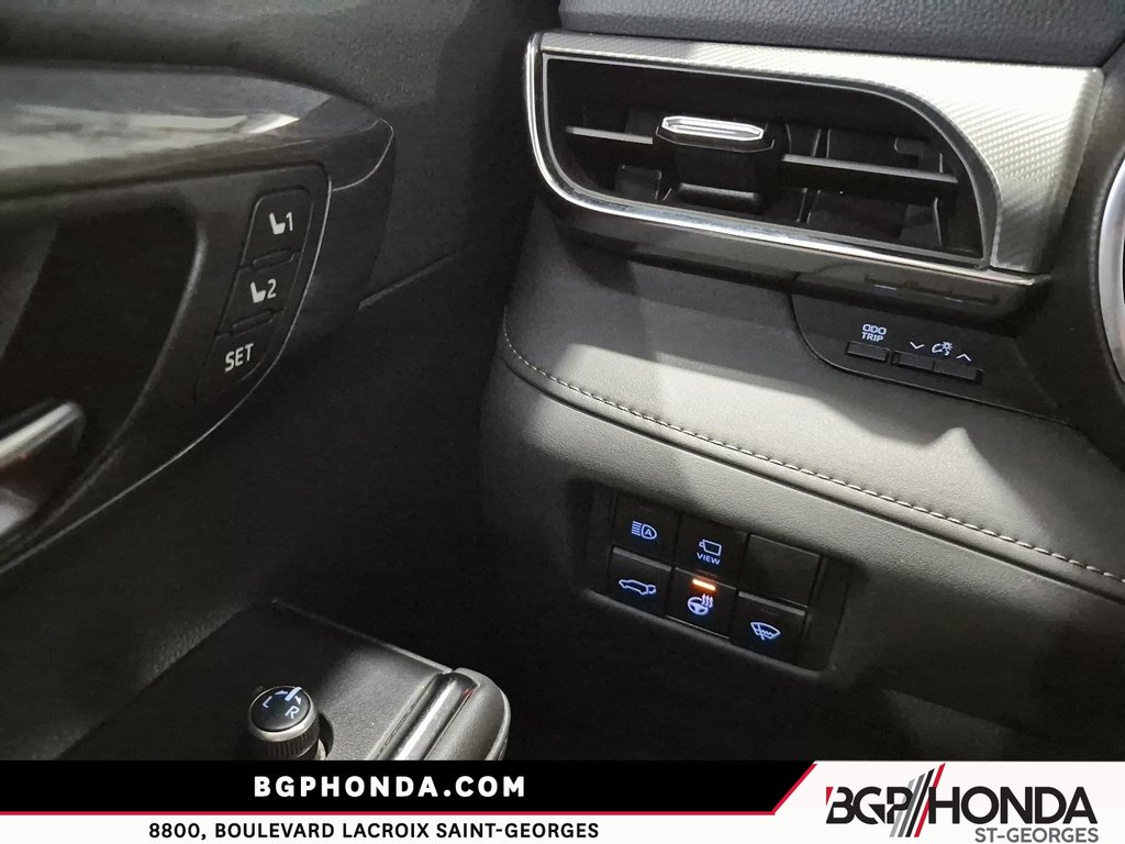 Toyota Highlander Limited 2022 à Saint-Georges, Québec - 14 - w1024h768px