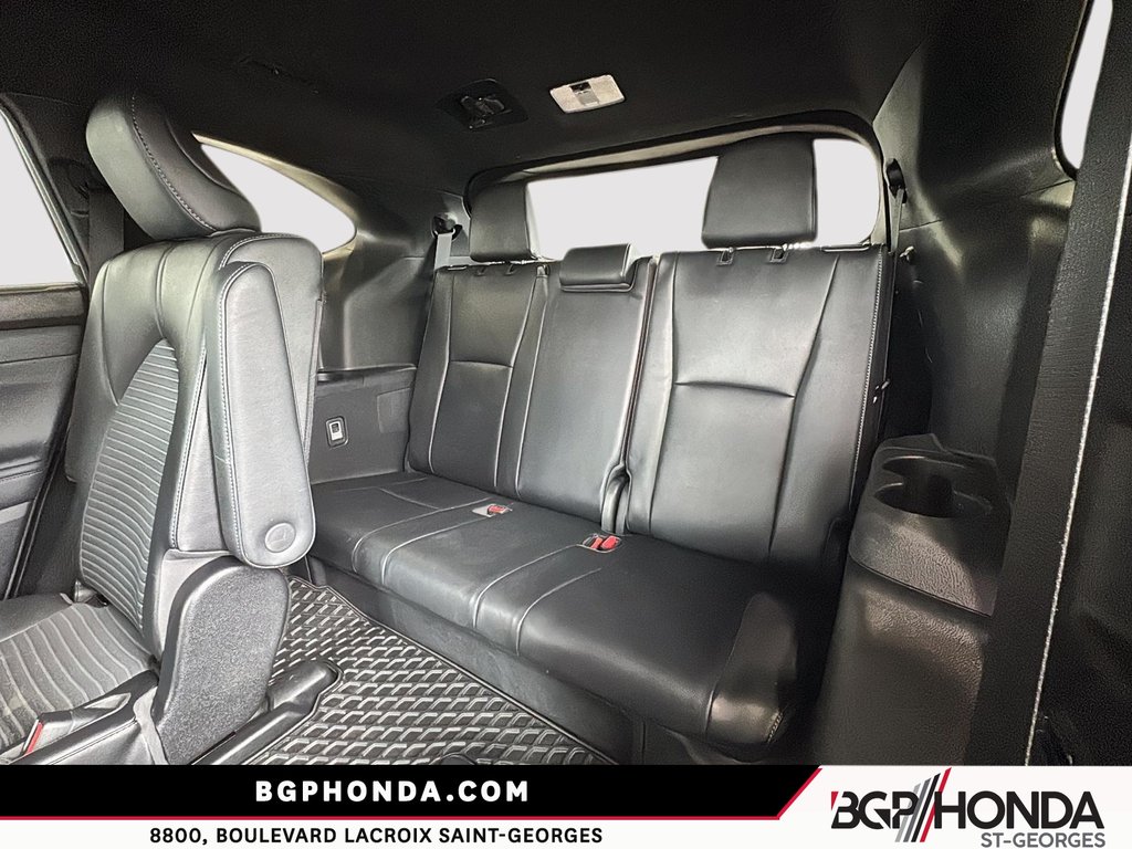 2023 Toyota Highlander XSE in Saint-Georges, Quebec - 10 - w1024h768px