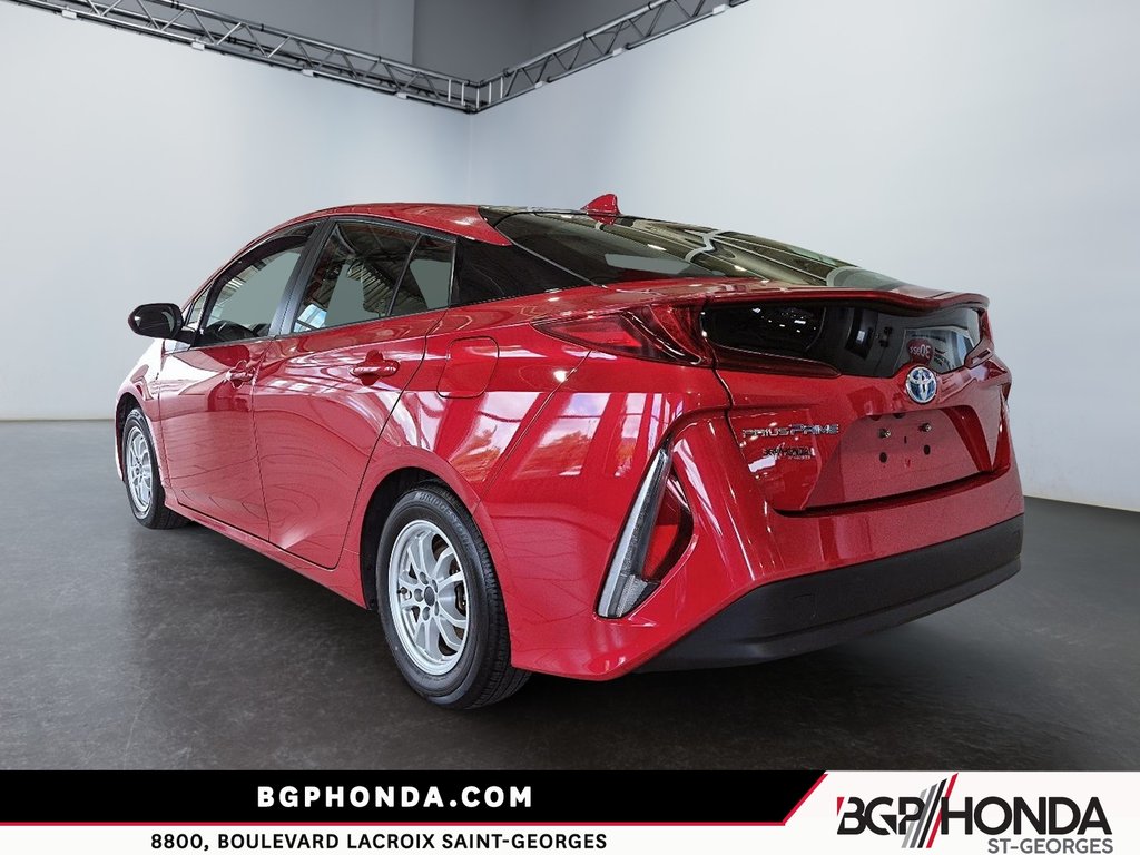 2021 Toyota Prius Prime PRIME in Saint-Georges, Quebec - 4 - w1024h768px