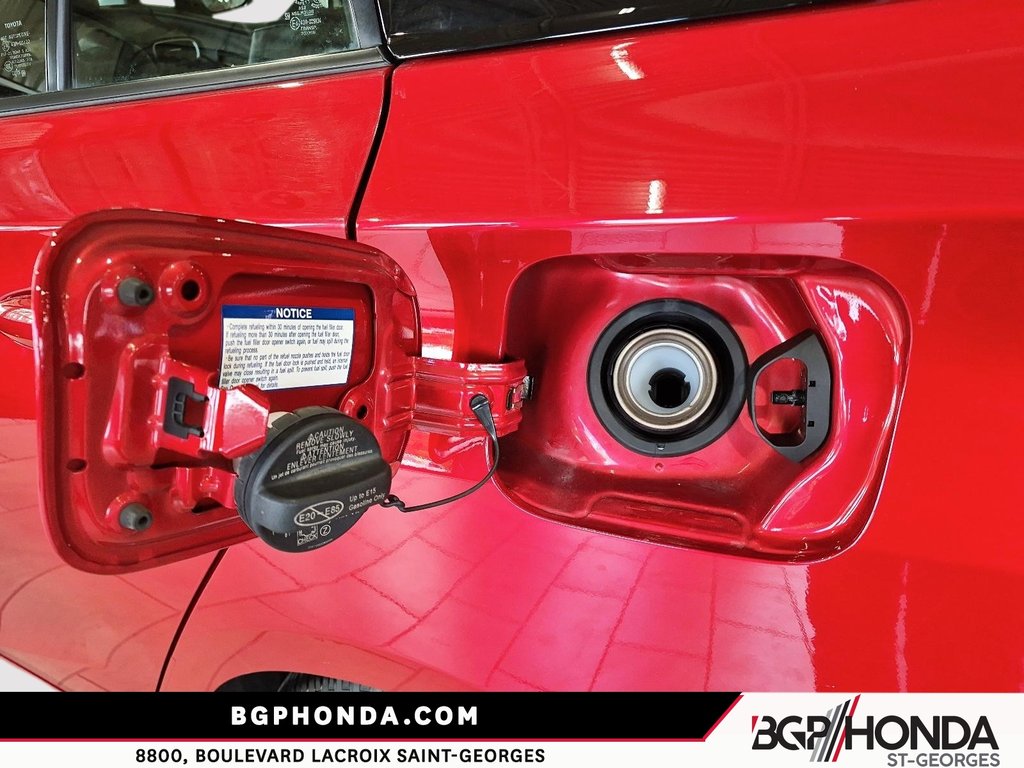 2021 Toyota Prius Prime PRIME in Saint-Georges, Quebec - 20 - w1024h768px