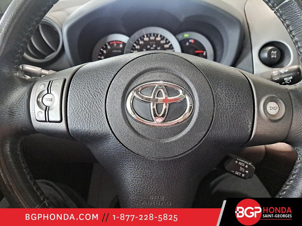 Toyota RAV4 Limited 2011 à Saint-Georges, Québec - 12 - w1024h768px