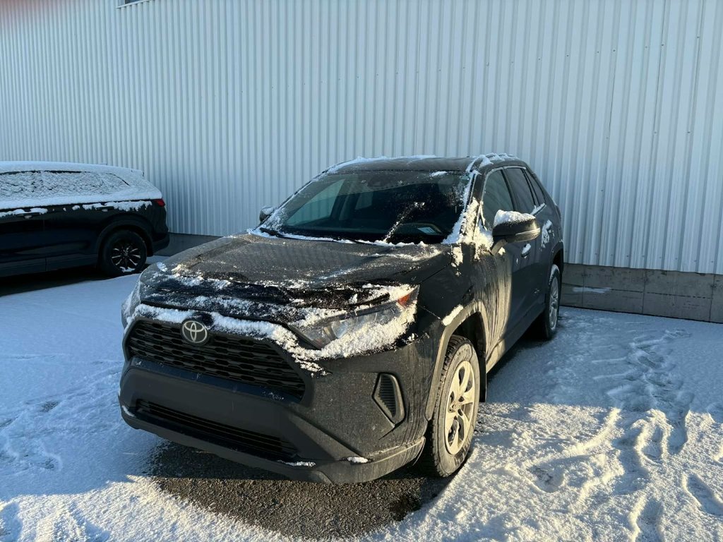 Toyota RAV4 LE AWD 2020 à Saint-Georges, Québec - 2 - w1024h768px