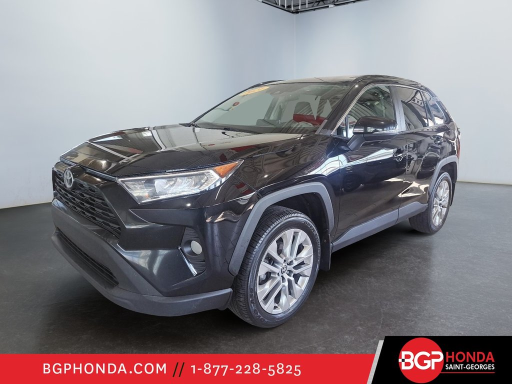 2021 Toyota RAV4 XLE in Saint-Georges, Quebec - 1 - w1024h768px