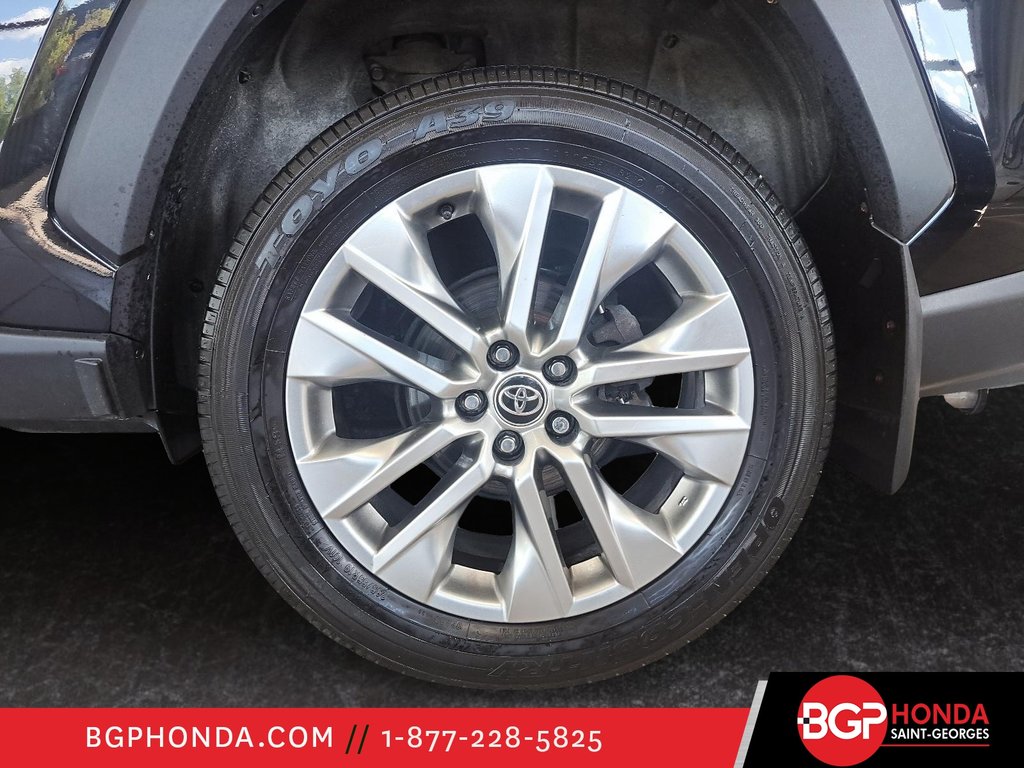 2021 Toyota RAV4 XLE in Saint-Georges, Quebec - 7 - w1024h768px