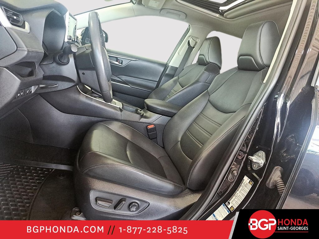 2021 Toyota RAV4 XLE in Saint-Georges, Quebec - 10 - w1024h768px