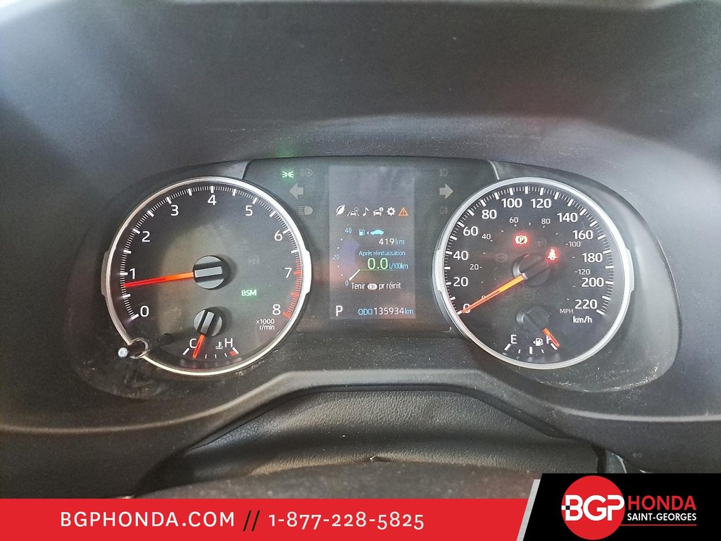 2021 Toyota RAV4 XLE in Saint-Georges, Quebec - 17 - w1024h768px
