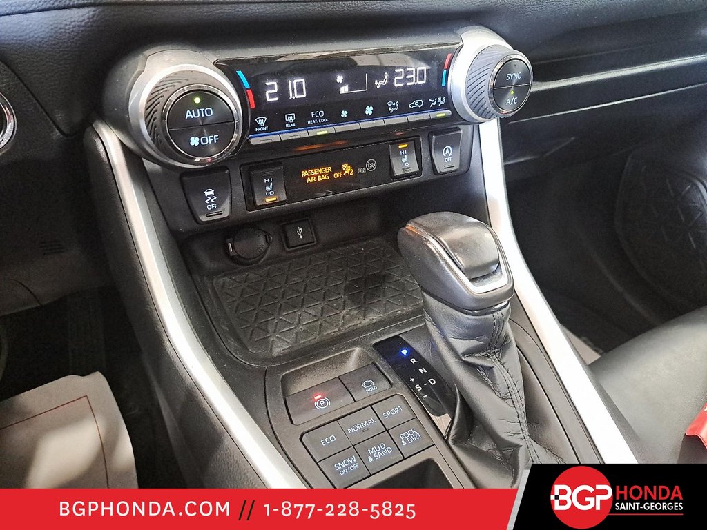2021 Toyota RAV4 XLE in Saint-Georges, Quebec - 18 - w1024h768px