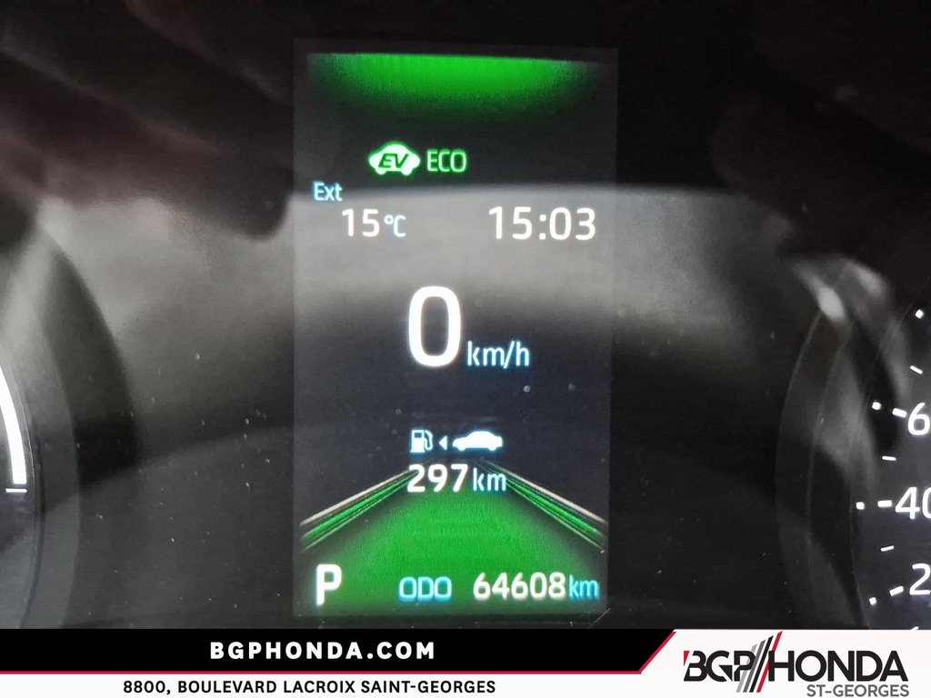 2023 Toyota Sienna LE AWD HYBRID in Saint-Georges, Quebec - 13 - w1024h768px