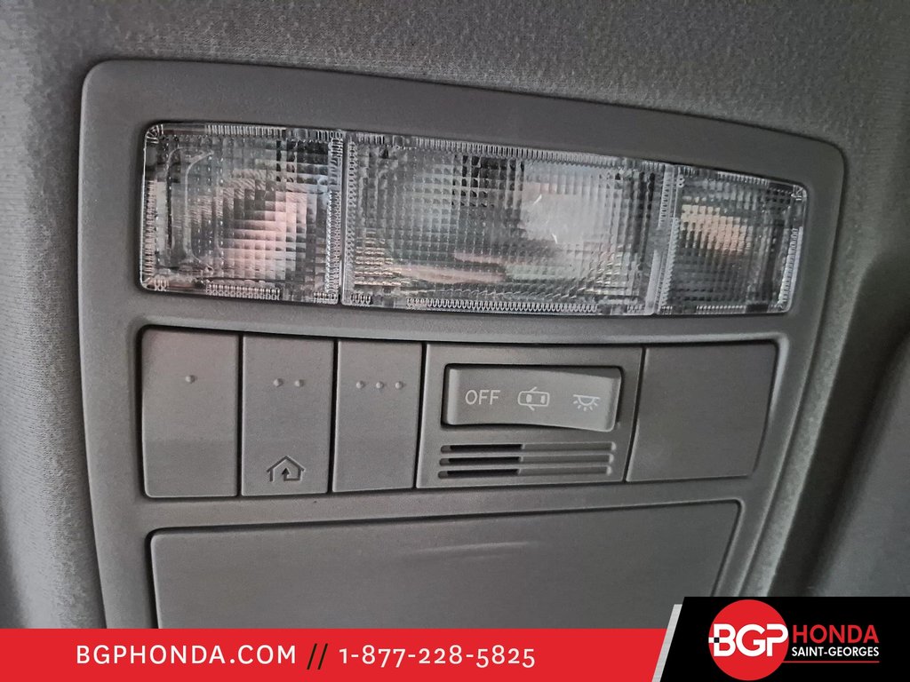 Toyota Venza AWD 2015 à Saint-Georges, Québec - 27 - w1024h768px