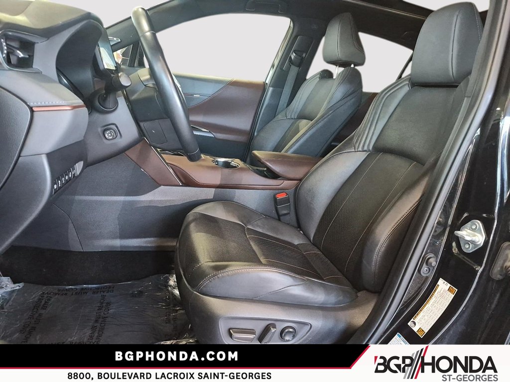 2021 Toyota Venza LIMITED HYBRID in Saint-Georges, Quebec - 10 - w1024h768px