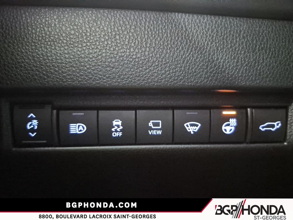 2021 Toyota Venza LIMITED HYBRID in Saint-Georges, Quebec - 12 - w1024h768px