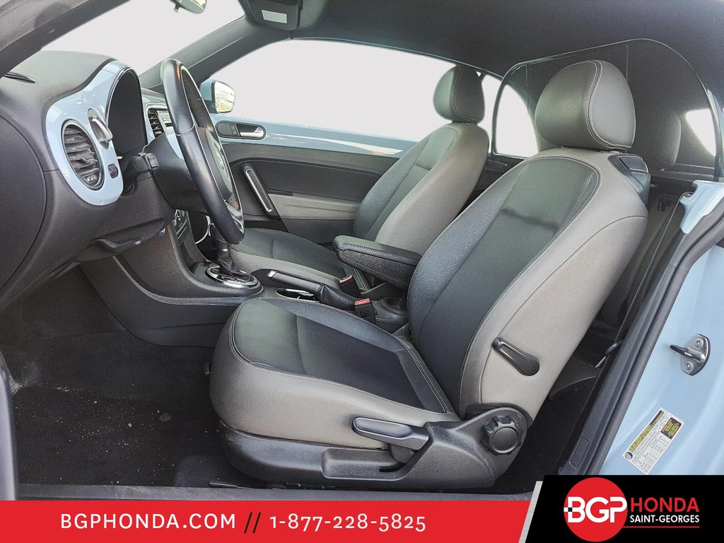 2013 Volkswagen Beetle Convertible DÉCAPOTABLE in Saint-Georges, Quebec - 10 - w1024h768px