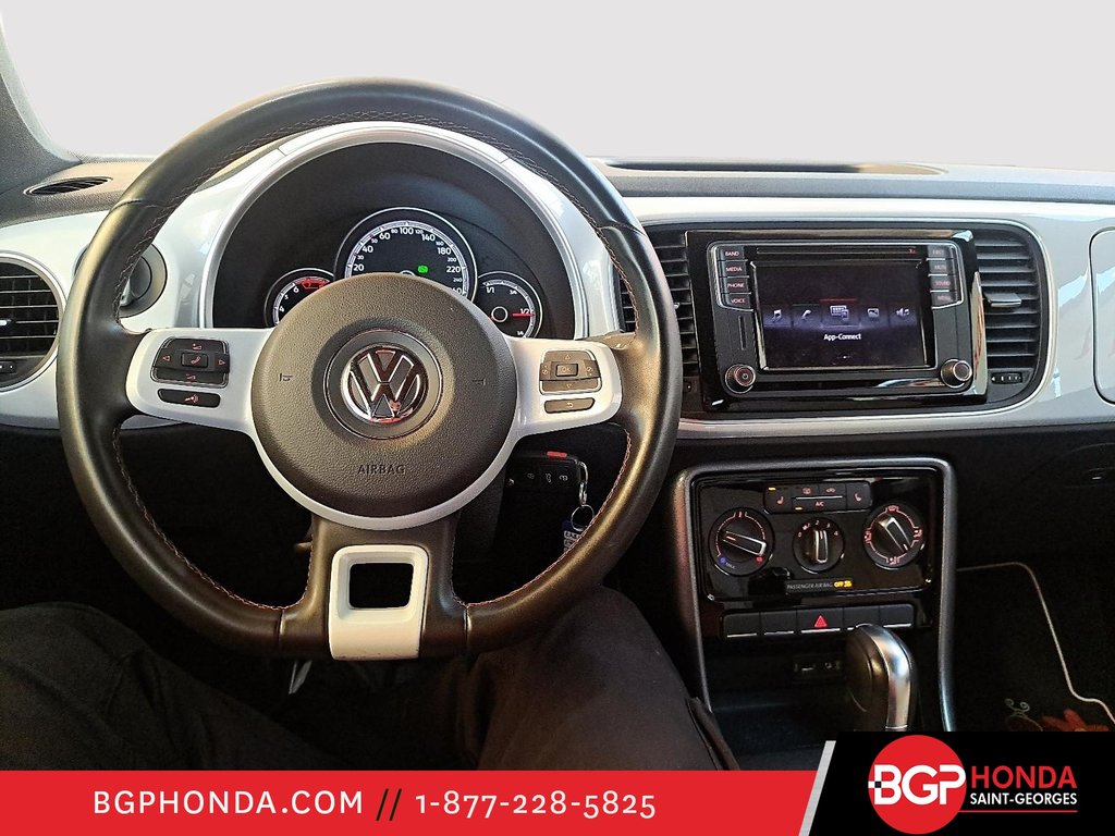 Volkswagen Beetle Convertible CLASSIC CONVERTIBLE 2017 à Saint-Georges, Québec - 13 - w1024h768px