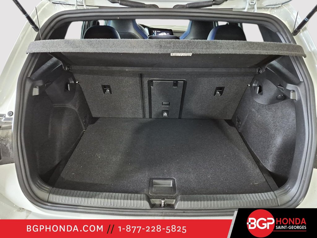 2024 Volkswagen Golf R R in Saint-Georges, Quebec - 6 - w1024h768px