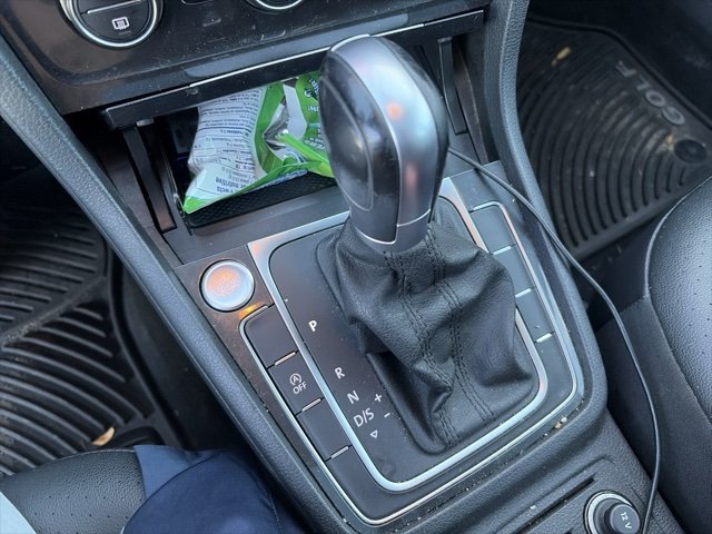 2019 Volkswagen Golf HIGHLINE in Saint-Georges, Quebec - 10 - w1024h768px