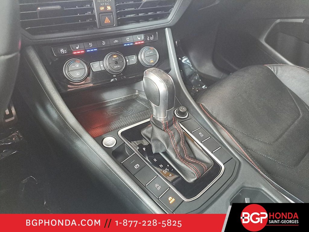 Volkswagen Jetta GLI 35e ANNIVESAIRE 2019 à Saint-Georges, Québec - 16 - w1024h768px