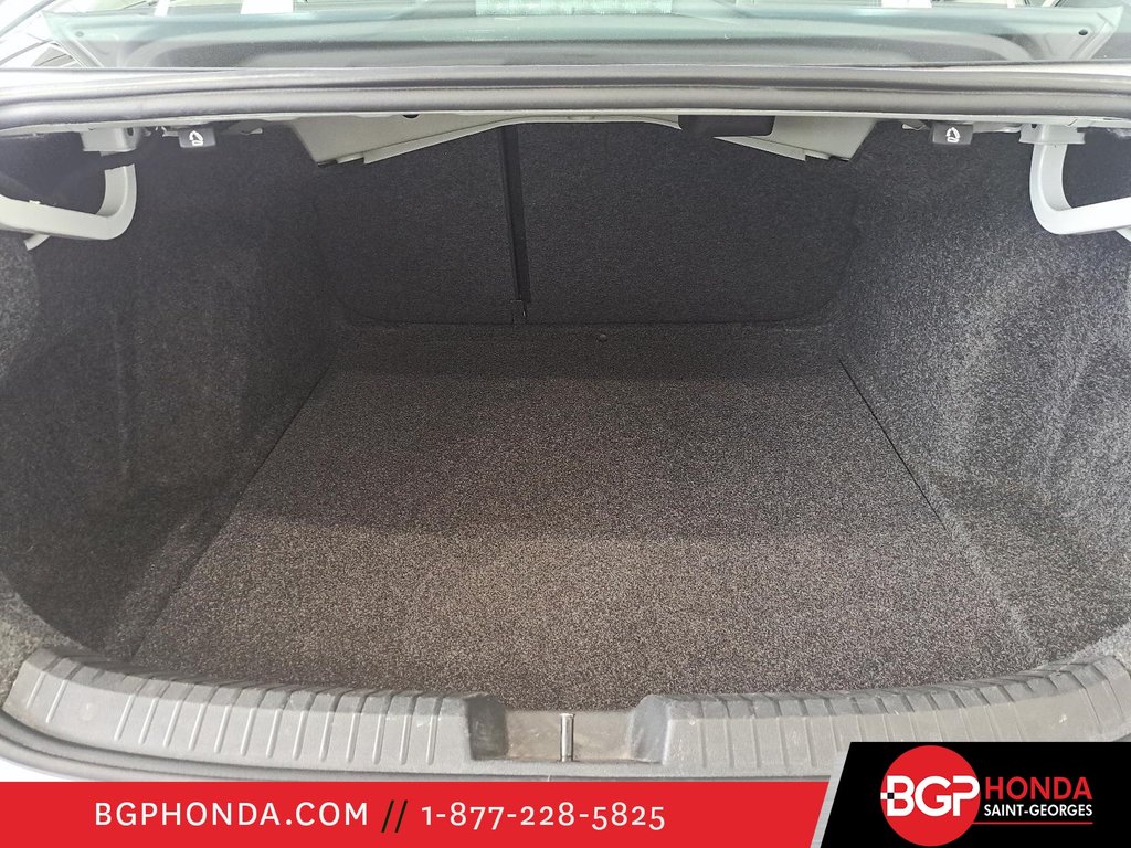 2022 Volkswagen Jetta Comfortline in Saint-Georges, Quebec - 6 - w1024h768px