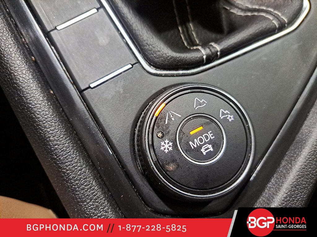 Volkswagen Tiguan Confortline R-Line Black Edition 2024 à Saint-Georges, Québec - 19 - w1024h768px