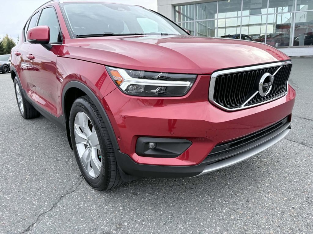 2019 Volvo XC40 MOMENTUM in Saint-Georges, Quebec - 16 - w1024h768px
