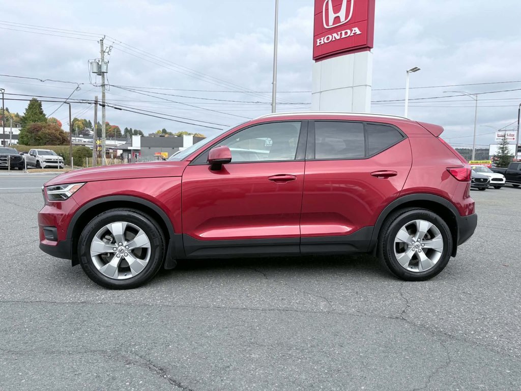 2019 Volvo XC40 MOMENTUM in Saint-Georges, Quebec - 14 - w1024h768px