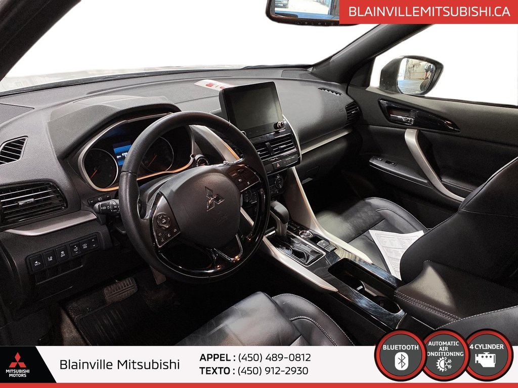 2023  ECLIPSE CROSS GT S-AWC + TOIT PANO. + CUIR + VOLANT CHAUFFANT in Brossard, Quebec - 6 - w1024h768px