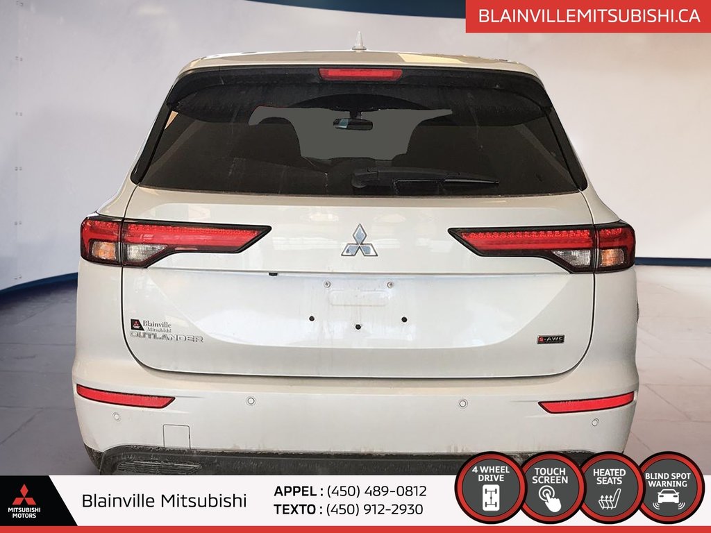 2022  Outlander ES S-AWC + 7 PASSAGERS + CARPLAY in Brossard, Quebec - 3 - w1024h768px