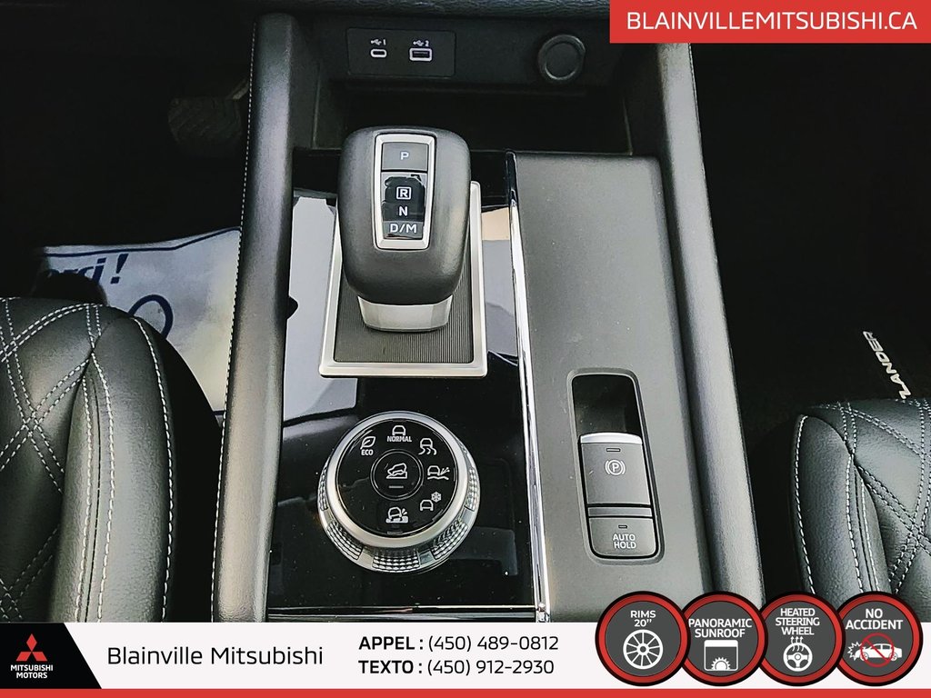 2023  Outlander SEL S-AWC + NAV + CUIR + 7 PASS. + HAYON M. LIBRE in Brossard, Quebec - 25 - w1024h768px
