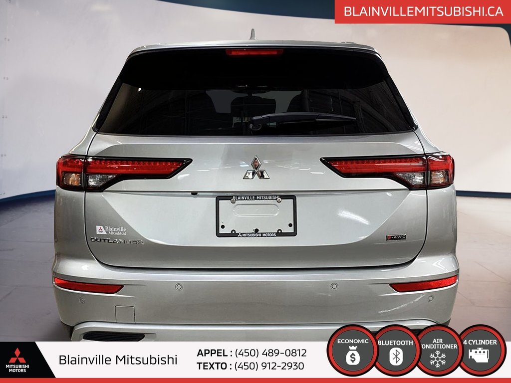 2023  Outlander SEL S-AWC + NAV + CUIR + 7 PASS. + HAYON M. LIBRE in Brossard, Quebec - 3 - w1024h768px