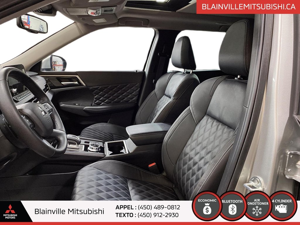 2023  Outlander SEL S-AWC + NAV + CUIR + 7 PASS. + HAYON M. LIBRE in Brossard, Quebec - 9 - w1024h768px